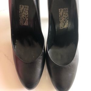 Ferragamo Black Heels - Size 10 - Round Toe